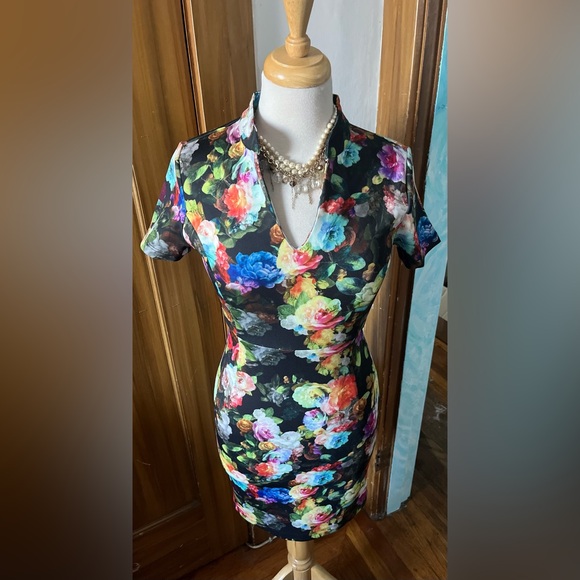 Design Lab Lord & Taylor Multicolor Floral Mini Dress - Picture 2 of 7
